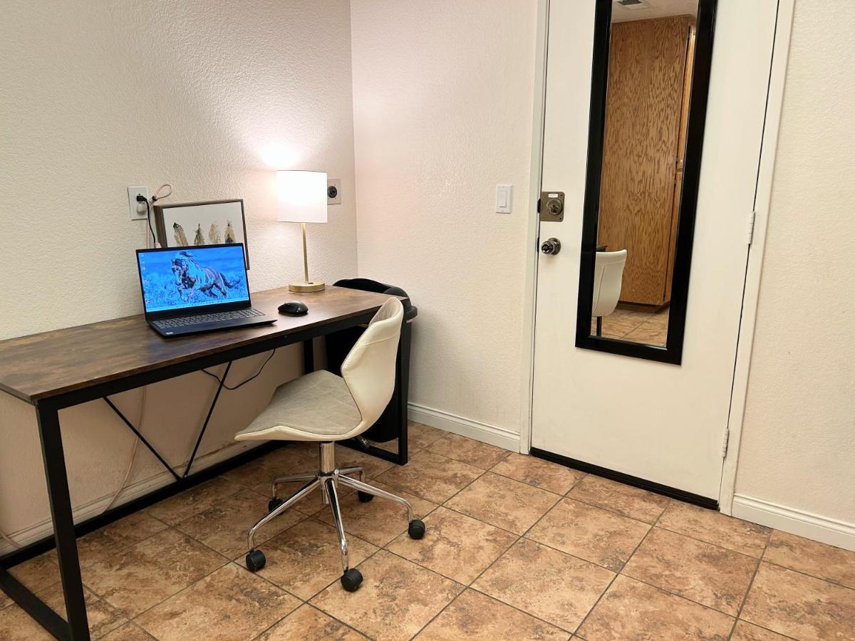 Sundown Sands Hideaway Hemet Dış mekan fotoğraf